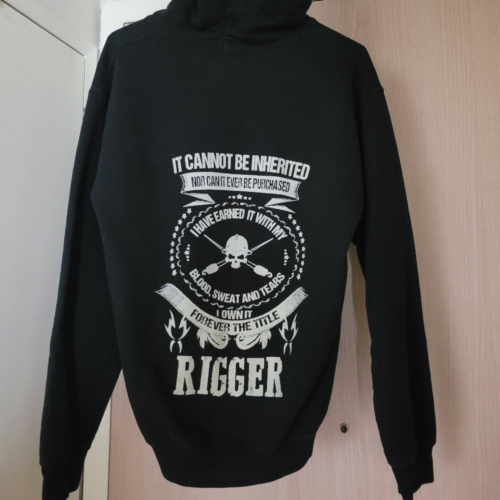 GENTLY USED, RIGGER'S HOODIE, SMALL!!!
